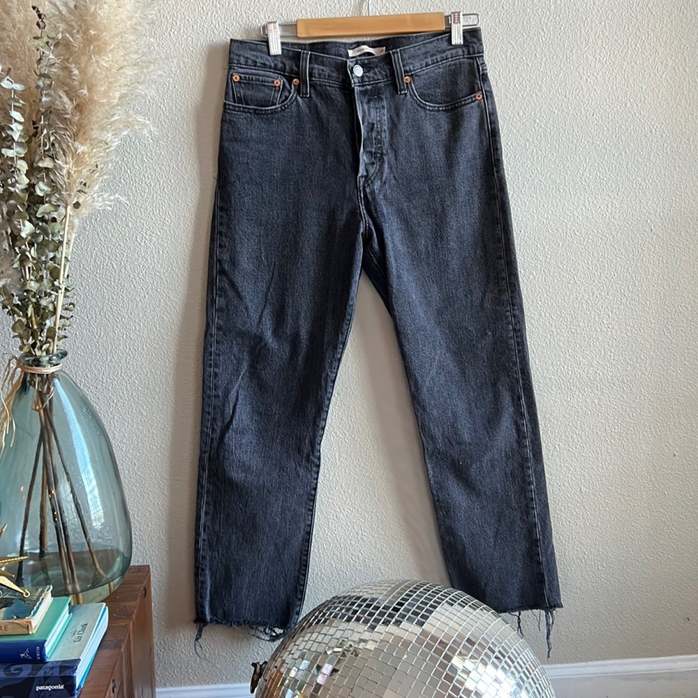 Levi’s Wedgie Straight Leg Black Jeans